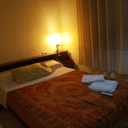 Willa Casa Lucy Puerto Iguazú Zewnętrze zdjęcie